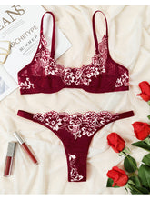 Load image into Gallery viewer, Kaei&amp;Shi Sexy Bra and Panty Sets,Embroidered Two Piece Underwire Lingerie Set
